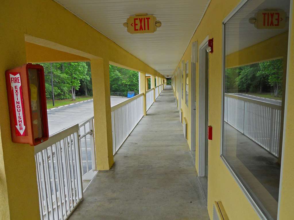 Red Roof Inn Valdosta - University Exterior foto